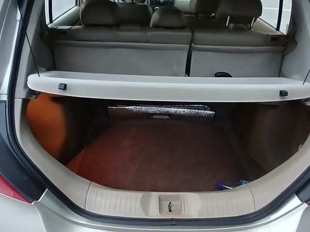 Бежевый Ниссан Тиида, объемом двигателя 1.6 л и пробегом 100 тыс. км за 5700 $, фото 3 на Automoto.ua