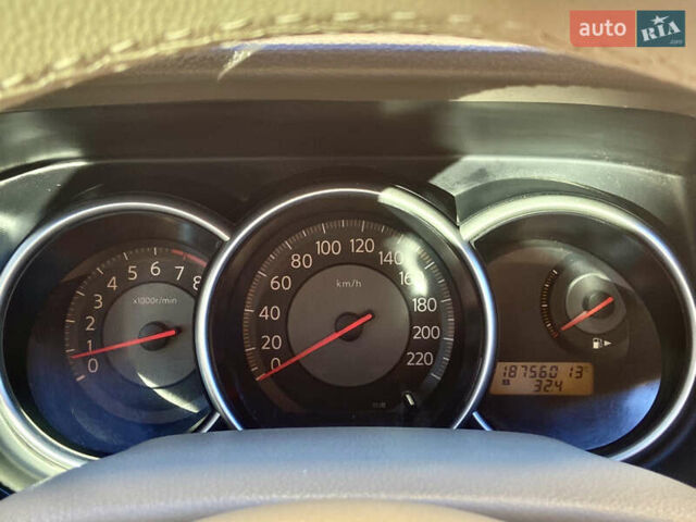 Бежевый Ниссан Тиида, объемом двигателя 1.6 л и пробегом 187 тыс. км за 6400 $, фото 16 на Automoto.ua