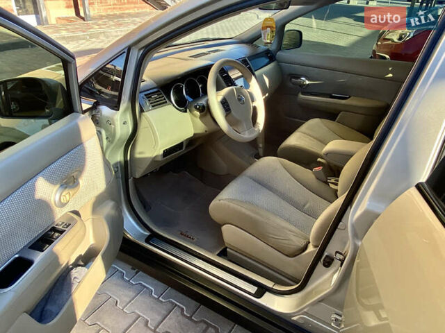 Бежевый Ниссан Тиида, объемом двигателя 1.6 л и пробегом 187 тыс. км за 6400 $, фото 9 на Automoto.ua