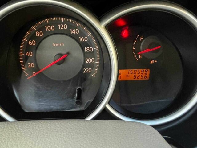 Бежевый Ниссан Тиида, объемом двигателя 1.6 л и пробегом 150 тыс. км за 6500 $, фото 18 на Automoto.ua