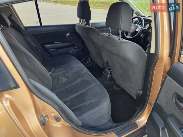 Бежевый Ниссан Тиида, объемом двигателя 1.6 л и пробегом 62 тыс. км за 7900 $, фото 12 на Automoto.ua