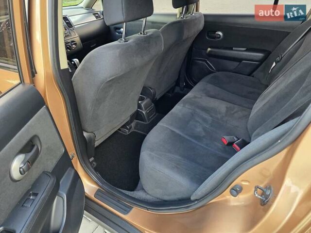 Бежевый Ниссан Тиида, объемом двигателя 1.6 л и пробегом 62 тыс. км за 7900 $, фото 11 на Automoto.ua