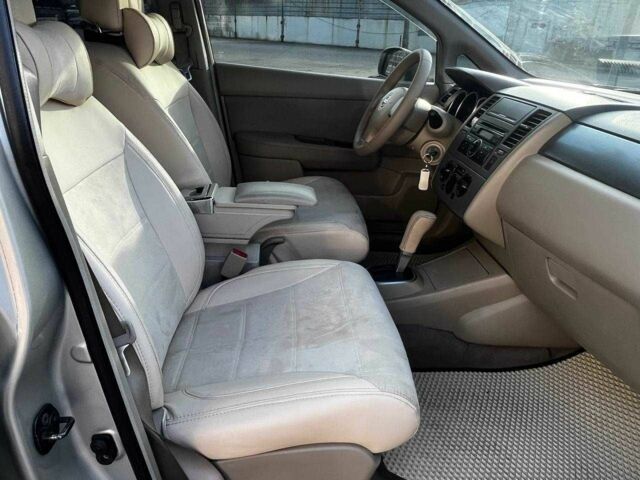 Бежевый Ниссан Тиида, объемом двигателя 1.6 л и пробегом 150 тыс. км за 6500 $, фото 14 на Automoto.ua