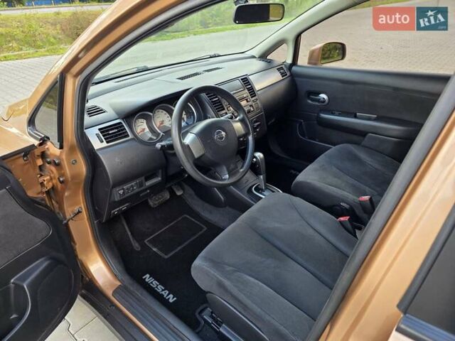 Бежевый Ниссан Тиида, объемом двигателя 1.6 л и пробегом 62 тыс. км за 7900 $, фото 2 на Automoto.ua