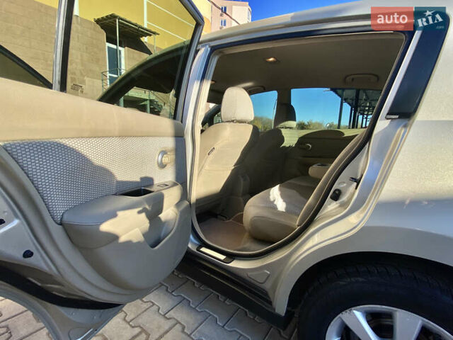 Бежевый Ниссан Тиида, объемом двигателя 1.6 л и пробегом 187 тыс. км за 6400 $, фото 10 на Automoto.ua