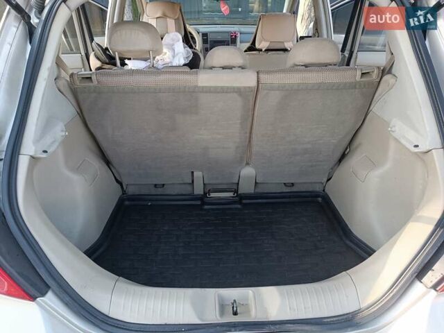 Бежевый Ниссан Тиида, объемом двигателя 1.6 л и пробегом 120 тыс. км за 6900 $, фото 8 на Automoto.ua