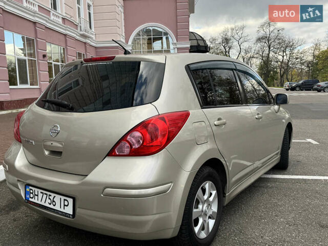 Бежевый Ниссан Тиида, объемом двигателя 1.6 л и пробегом 152 тыс. км за 6999 $, фото 12 на Automoto.ua