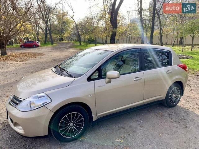 Бежевый Ниссан Тиида, объемом двигателя 1.5 л и пробегом 113 тыс. км за 7500 $, фото 47 на Automoto.ua