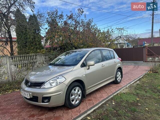 Бежевый Ниссан Тиида, объемом двигателя 1.6 л и пробегом 77 тыс. км за 7650 $, фото 1 на Automoto.ua