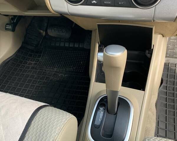 Бежевый Ниссан Тиида, объемом двигателя 1.5 л и пробегом 113 тыс. км за 7500 $, фото 48 на Automoto.ua