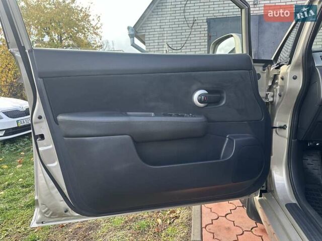 Бежевый Ниссан Тиида, объемом двигателя 1.6 л и пробегом 77 тыс. км за 7650 $, фото 12 на Automoto.ua