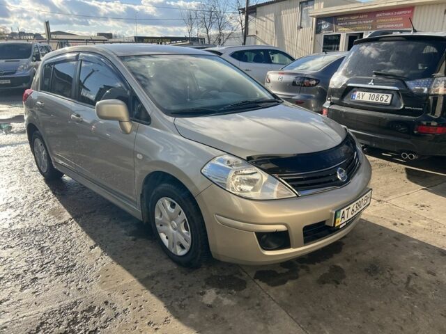 Бежевий Ніссан Тііда, об'ємом двигуна 1.6 л та пробігом 93 тис. км за 6850 $, фото 1 на Automoto.ua