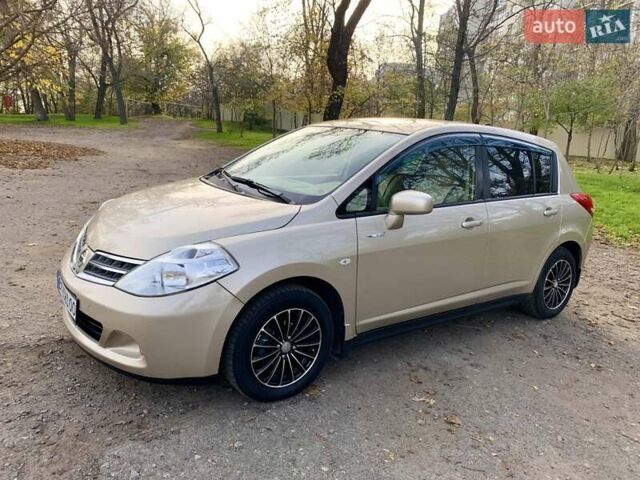 Бежевый Ниссан Тиида, объемом двигателя 1.5 л и пробегом 113 тыс. км за 7500 $, фото 26 на Automoto.ua