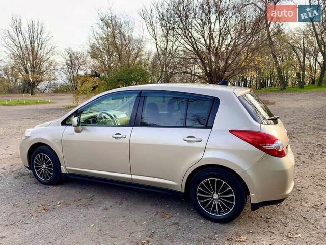 Бежевый Ниссан Тиида, объемом двигателя 1.5 л и пробегом 113 тыс. км за 7500 $, фото 30 на Automoto.ua