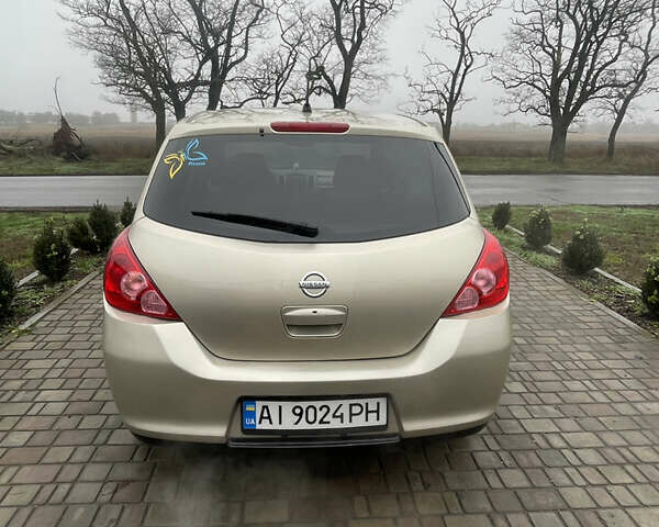 Бежевий Ніссан Тііда, об'ємом двигуна 1.5 л та пробігом 57 тис. км за 6700 $, фото 4 на Automoto.ua