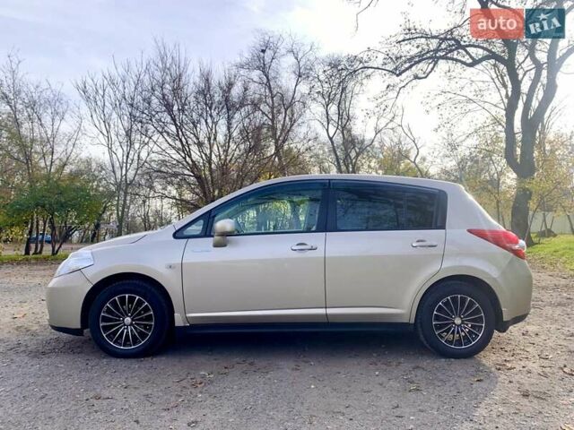 Бежевый Ниссан Тиида, объемом двигателя 1.5 л и пробегом 113 тыс. км за 7500 $, фото 19 на Automoto.ua