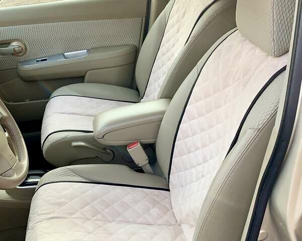 Бежевый Ниссан Тиида, объемом двигателя 1.5 л и пробегом 113 тыс. км за 7500 $, фото 40 на Automoto.ua