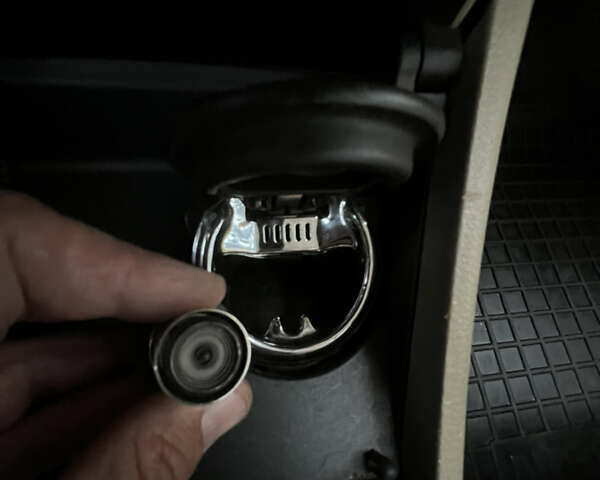 Бежевый Ниссан Тиида, объемом двигателя 1.6 л и пробегом 191 тыс. км за 5999 $, фото 25 на Automoto.ua