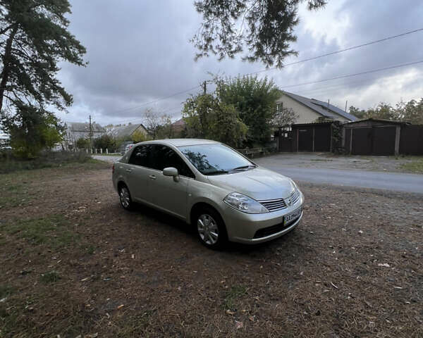 Бежевый Ниссан Тиида, объемом двигателя 1.6 л и пробегом 191 тыс. км за 5999 $, фото 58 на Automoto.ua