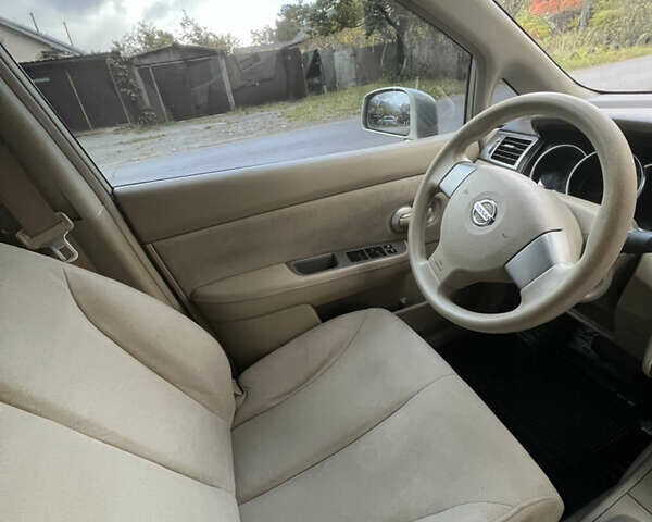 Бежевый Ниссан Тиида, объемом двигателя 1.6 л и пробегом 191 тыс. км за 5999 $, фото 51 на Automoto.ua