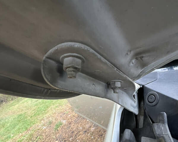 Бежевый Ниссан Тиида, объемом двигателя 1.6 л и пробегом 191 тыс. км за 5999 $, фото 15 на Automoto.ua