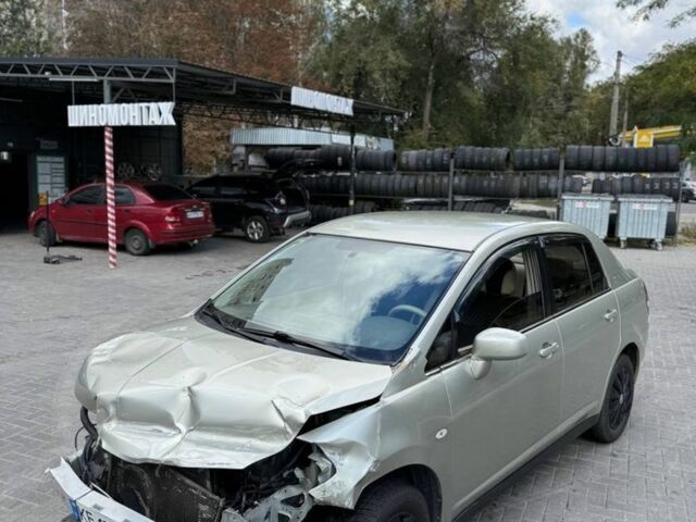 Бежевий Ніссан Тііда, об'ємом двигуна 1.6 л та пробігом 178 тис. км за 1950 $, фото 1 на Automoto.ua