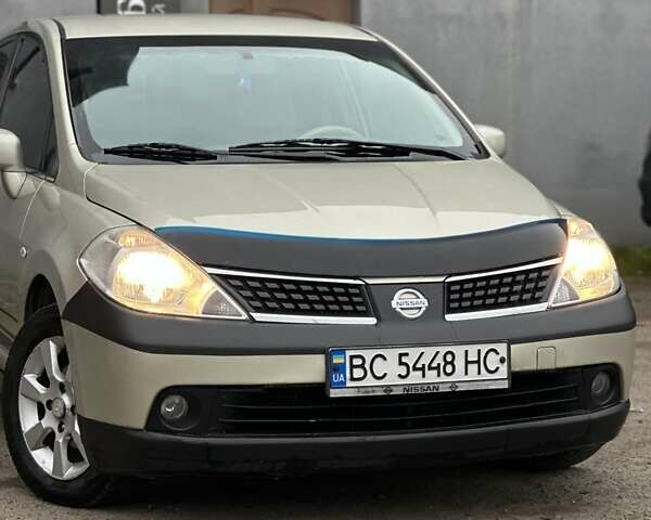 Бежевый Ниссан Тиида, объемом двигателя 1.6 л и пробегом 193 тыс. км за 4900 $, фото 18 на Automoto.ua