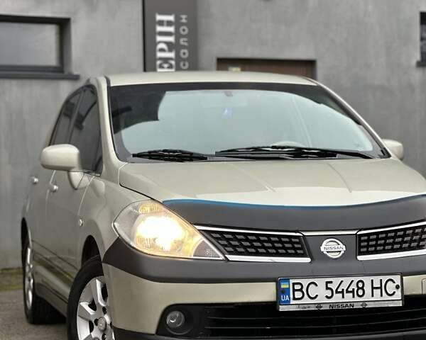 Бежевый Ниссан Тиида, объемом двигателя 1.6 л и пробегом 193 тыс. км за 4900 $, фото 12 на Automoto.ua