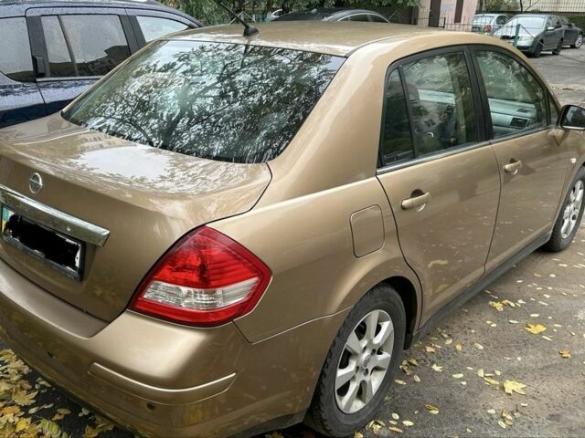 Бежевый Ниссан Тиида, объемом двигателя 1.6 л и пробегом 3 тыс. км за 6500 $, фото 1 на Automoto.ua