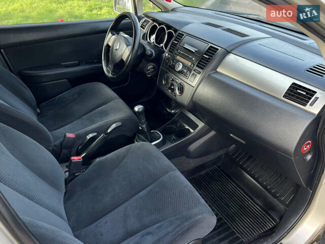 Бежевий Ніссан Тііда, об'ємом двигуна 1.6 л та пробігом 165 тис. км за 6600 $, фото 25 на Automoto.ua