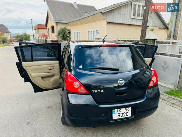 Черный Ниссан Тиида, объемом двигателя 1.6 л и пробегом 187 тыс. км за 5800 $, фото 6 на Automoto.ua