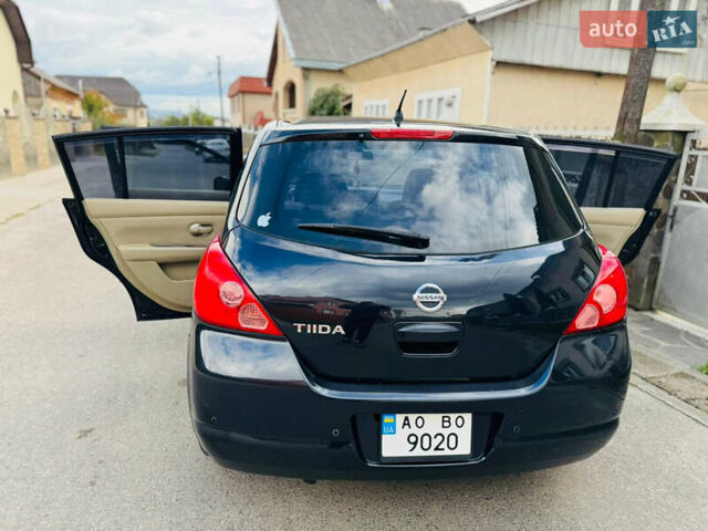 Черный Ниссан Тиида, объемом двигателя 1.6 л и пробегом 187 тыс. км за 5800 $, фото 65 на Automoto.ua