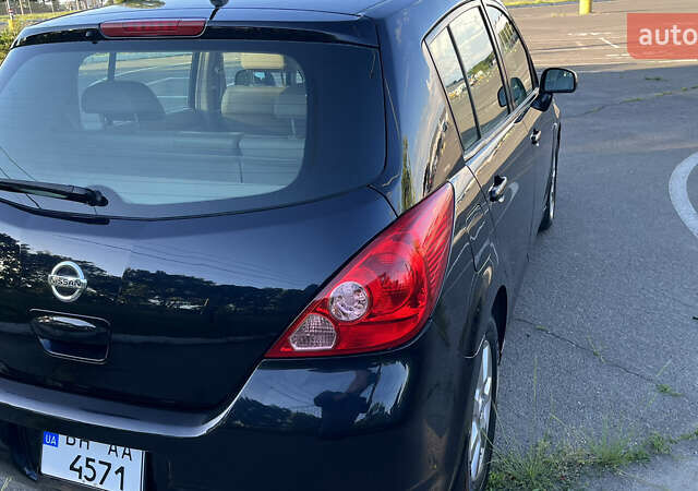 Чорний Ніссан Тііда, об'ємом двигуна 1.6 л та пробігом 136 тис. км за 6700 $, фото 17 на Automoto.ua