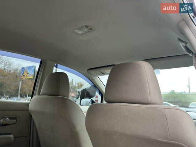 Черный Ниссан Тиида, объемом двигателя 1.6 л и пробегом 172 тыс. км за 6900 $, фото 41 на Automoto.ua