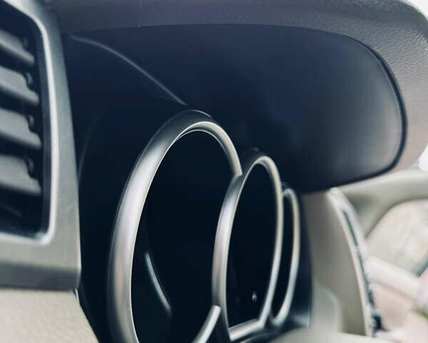 Черный Ниссан Тиида, объемом двигателя 1.6 л и пробегом 187 тыс. км за 5800 $, фото 40 на Automoto.ua