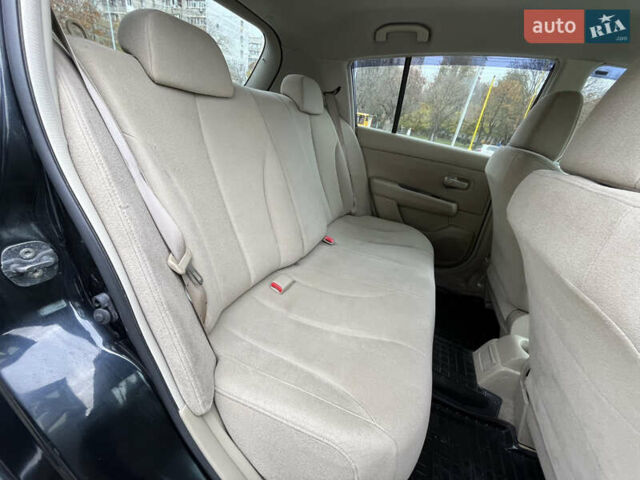 Черный Ниссан Тиида, объемом двигателя 1.6 л и пробегом 172 тыс. км за 6900 $, фото 38 на Automoto.ua