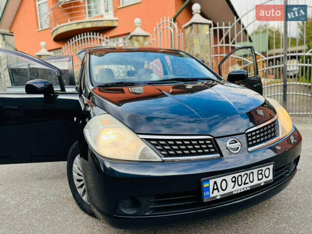Черный Ниссан Тиида, объемом двигателя 1.6 л и пробегом 187 тыс. км за 5800 $, фото 3 на Automoto.ua