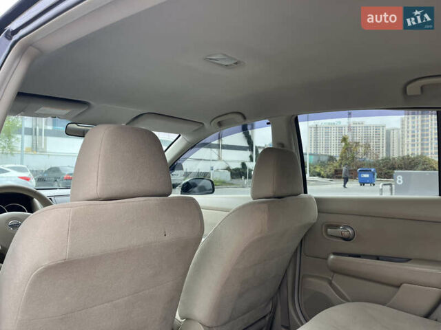 Черный Ниссан Тиида, объемом двигателя 1.6 л и пробегом 172 тыс. км за 6900 $, фото 44 на Automoto.ua