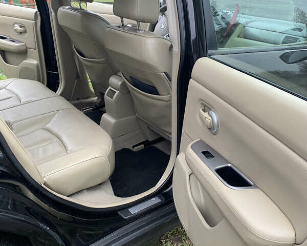 Черный Ниссан Тиида, объемом двигателя 1.46 л и пробегом 261 тыс. км за 5400 $, фото 6 на Automoto.ua