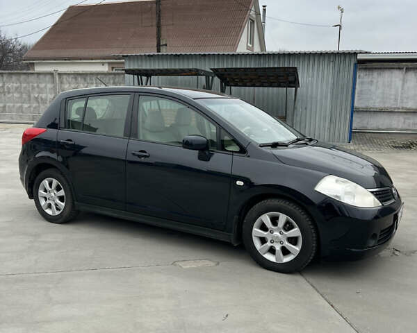 Чорний Ніссан Тііда, об'ємом двигуна 1.6 л та пробігом 188 тис. км за 5800 $, фото 12 на Automoto.ua