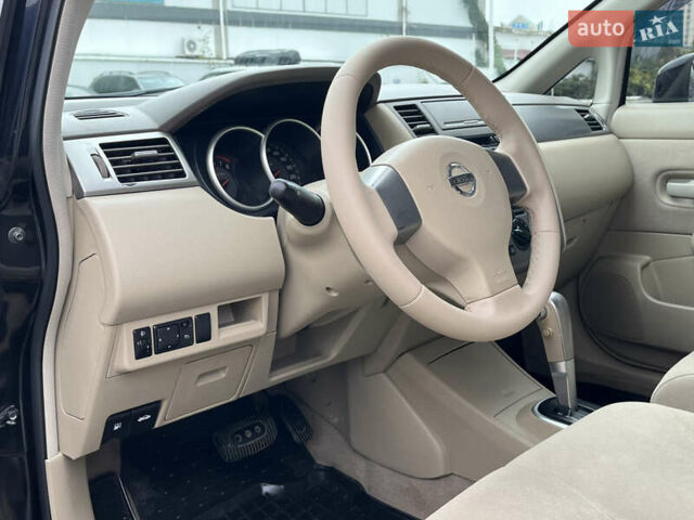 Черный Ниссан Тиида, объемом двигателя 1.6 л и пробегом 172 тыс. км за 6900 $, фото 29 на Automoto.ua