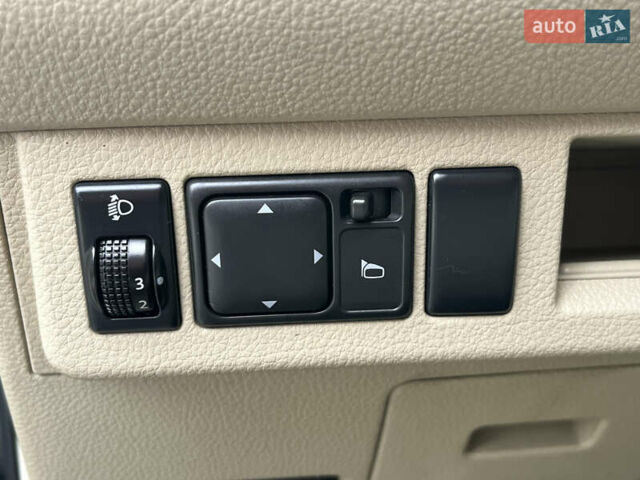 Черный Ниссан Тиида, объемом двигателя 1.6 л и пробегом 172 тыс. км за 6900 $, фото 30 на Automoto.ua