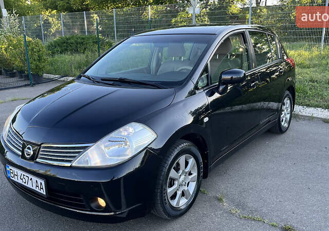 Чорний Ніссан Тііда, об'ємом двигуна 1.6 л та пробігом 136 тис. км за 6700 $, фото 16 на Automoto.ua