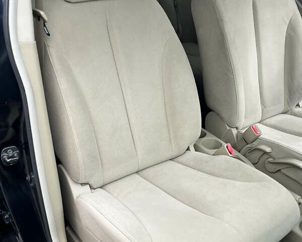 Черный Ниссан Тиида, объемом двигателя 1.6 л и пробегом 172 тыс. км за 6900 $, фото 33 на Automoto.ua