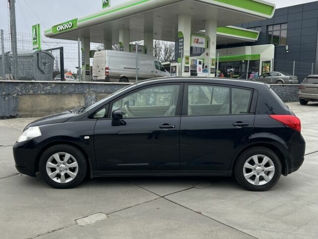 Черный Ниссан Тиида, объемом двигателя 1.6 л и пробегом 188 тыс. км за 5800 $, фото 5 на Automoto.ua