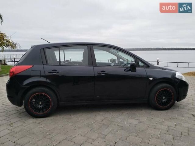 Чорний Ніссан Тііда, об'ємом двигуна 1.6 л та пробігом 114 тис. км за 6729 $, фото 26 на Automoto.ua