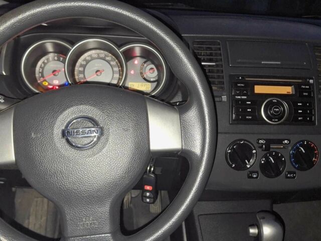 Черный Ниссан Тиида, объемом двигателя 0 л и пробегом 110 тыс. км за 7200 $, фото 20 на Automoto.ua