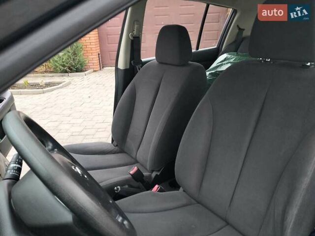 Черный Ниссан Тиида, объемом двигателя 1.6 л и пробегом 114 тыс. км за 6900 $, фото 8 на Automoto.ua