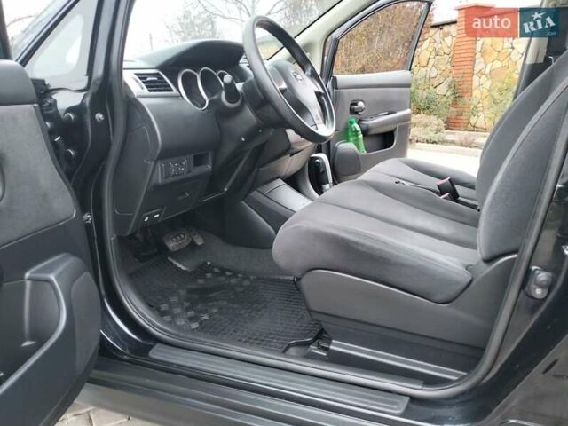Чорний Ніссан Тііда, об'ємом двигуна 1.6 л та пробігом 114 тис. км за 6729 $, фото 22 на Automoto.ua
