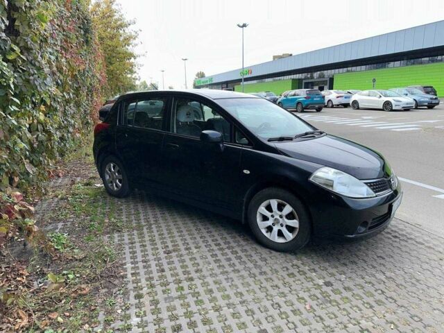 Черный Ниссан Тиида, объемом двигателя 1.6 л и пробегом 117 тыс. км за 7400 $, фото 8 на Automoto.ua